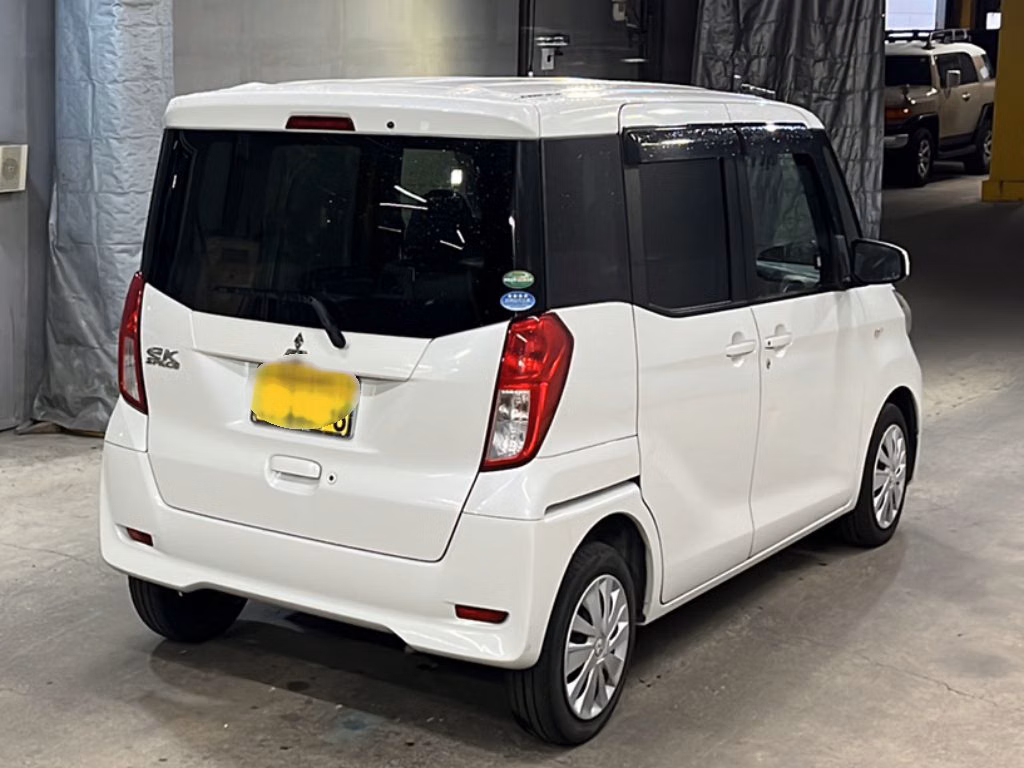 MITSUBISHI EK SPACE