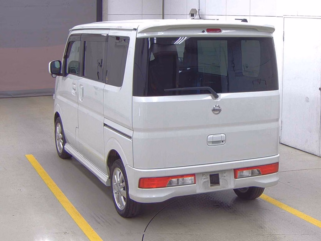 NISSAN NV100 CLIPPER