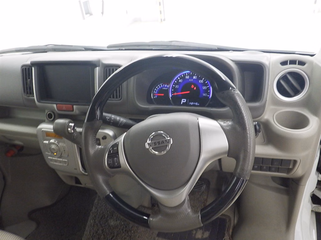 NISSAN NV100 CLIPPER