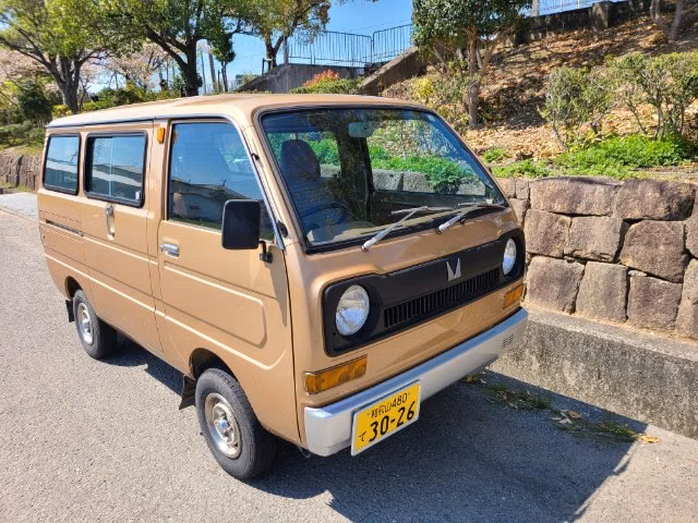 MITSUBISHI MINICAB