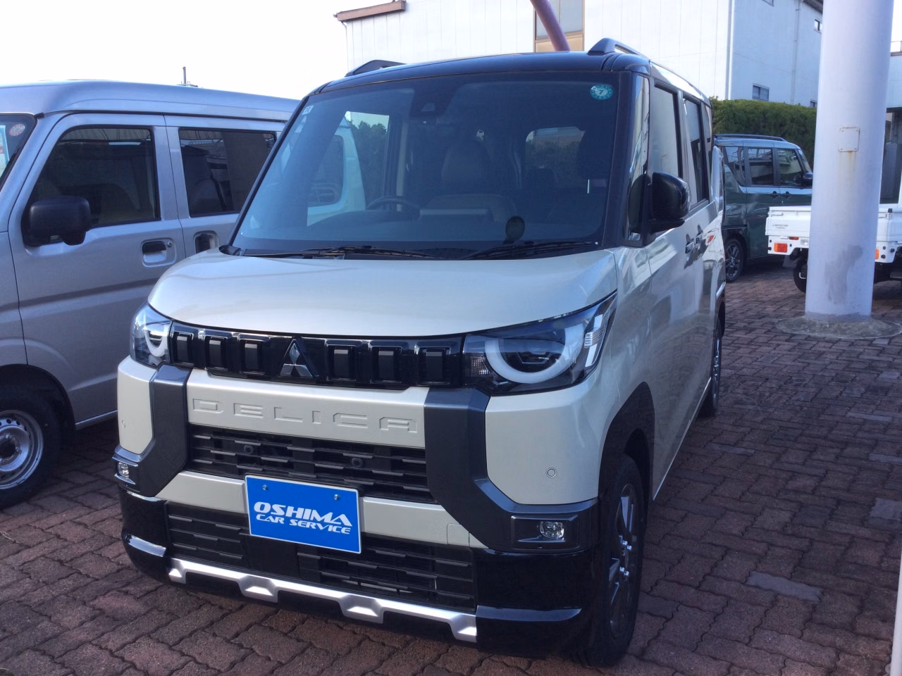 MITSUBISHI DELICA MINI