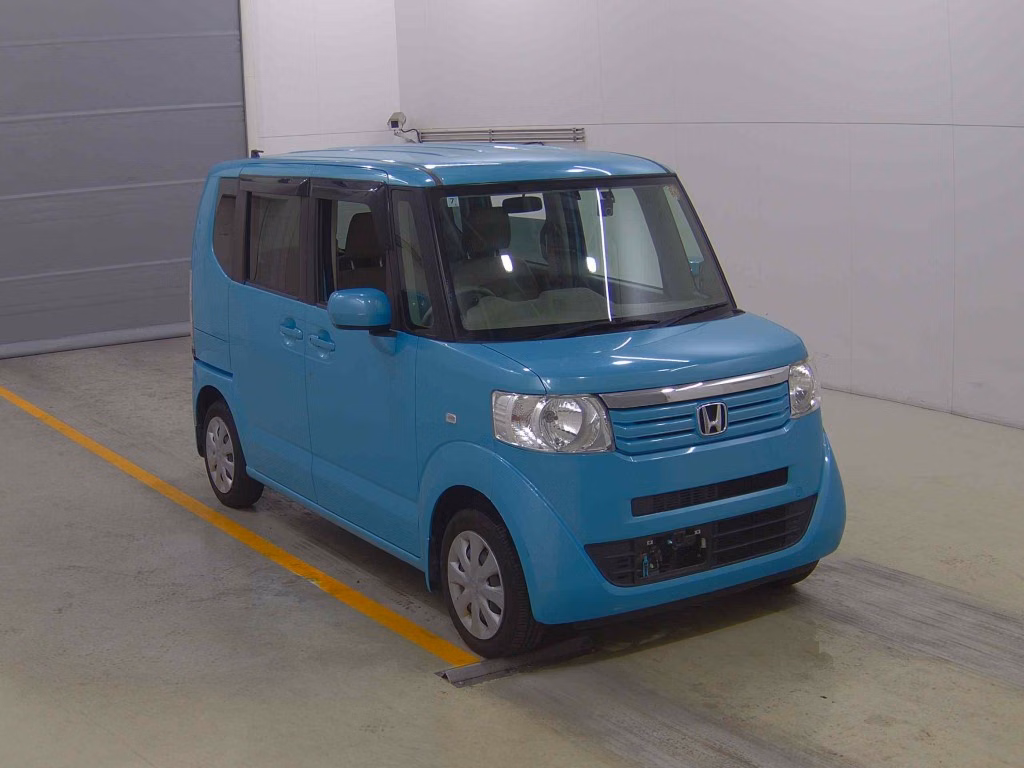 HONDA N-BOX