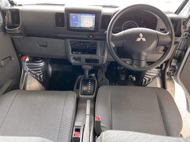 MITSUBISHI MINICAB
