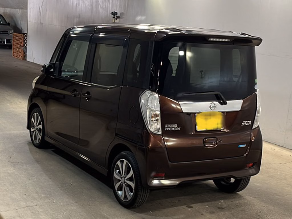 NISSAN DAYZ ROOX
