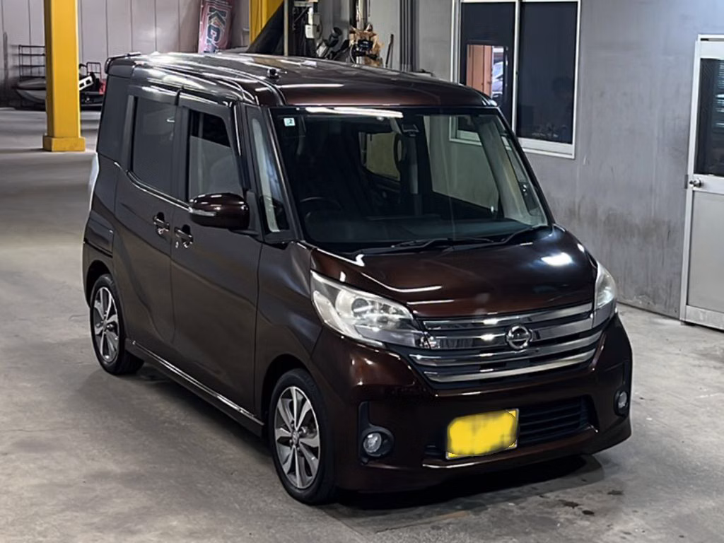 NISSAN DAYZ ROOX