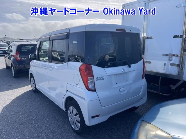MITSUBISHI EK SPACE