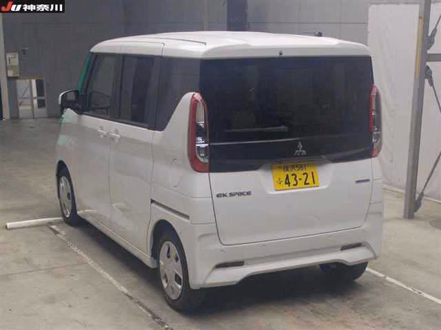 MITSUBISHI EK SPACE