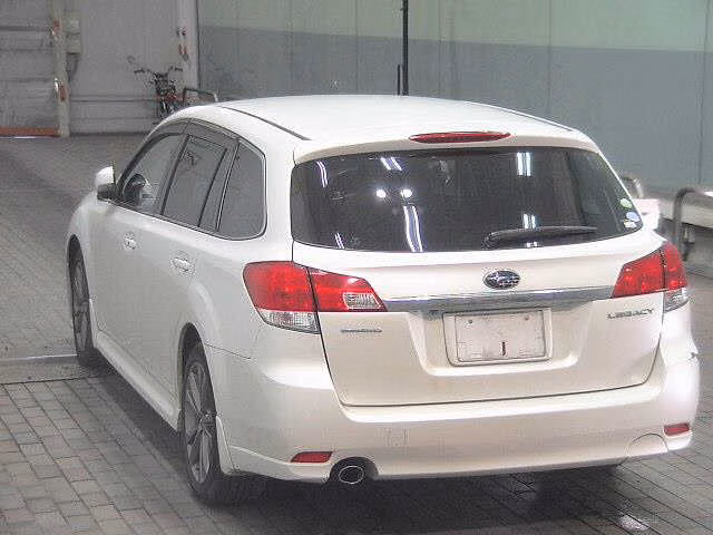 SUBARU LEGACY