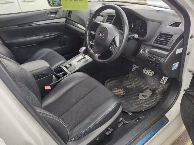 SUBARU LEGACY