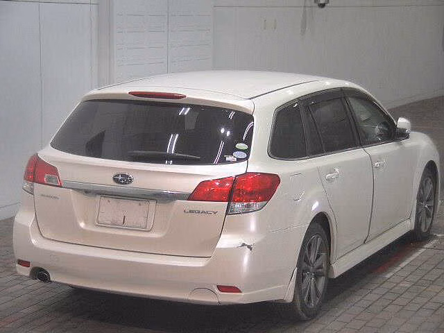 SUBARU LEGACY