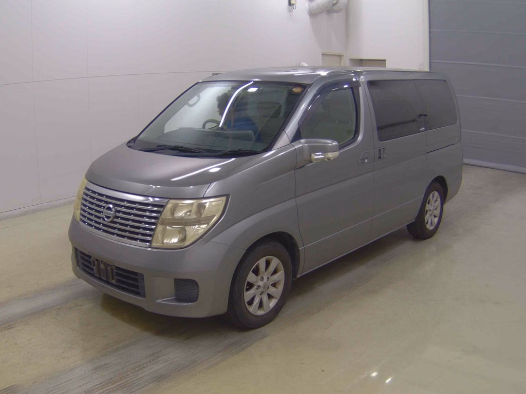 NISSAN ELGRAND