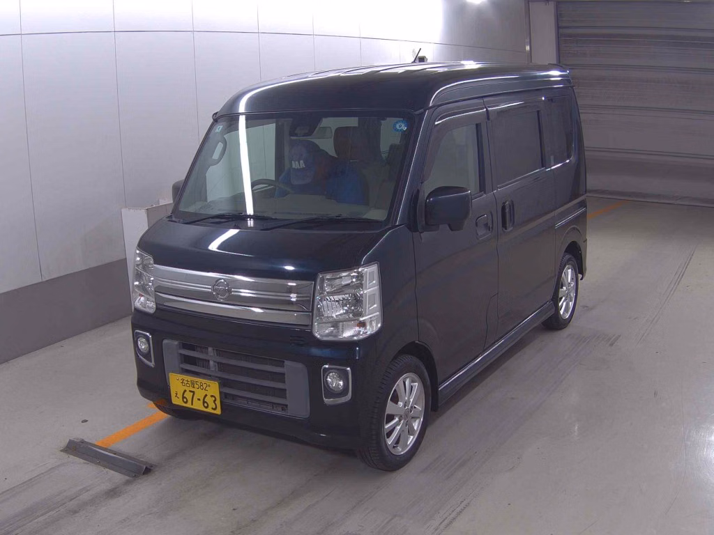 NISSAN NV100 CLIPPER