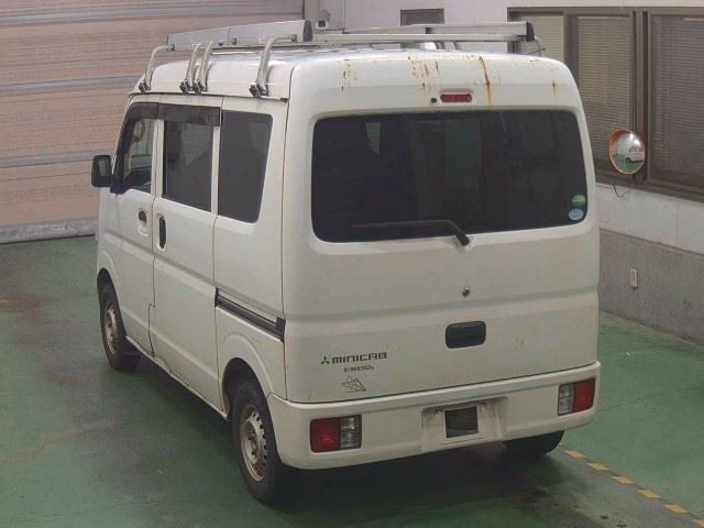 MITSUBISHI MINICAB