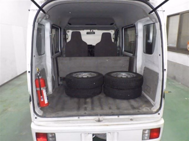 MITSUBISHI MINICAB