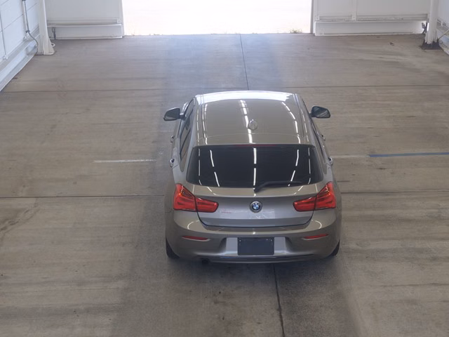 BMW 1-SERIES