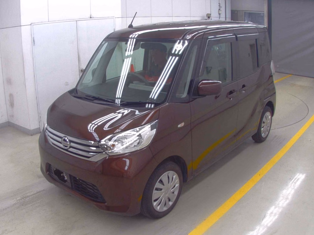NISSAN DAYZ ROOX