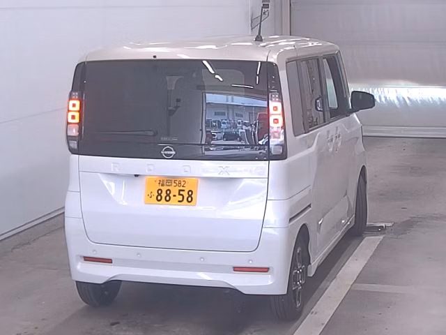 NISSAN ROOX