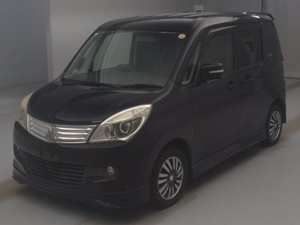 MITSUBISHI DELICA D:2
