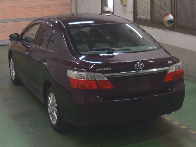 TOYOTA PREMIO