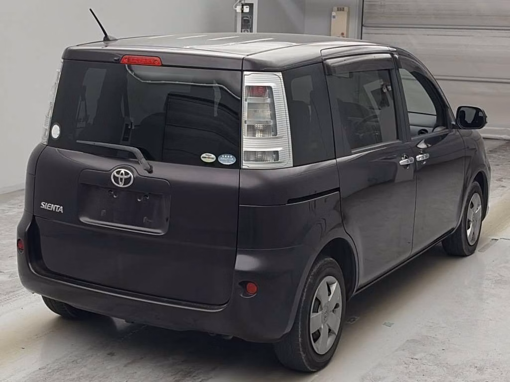 TOYOTA SIENTA