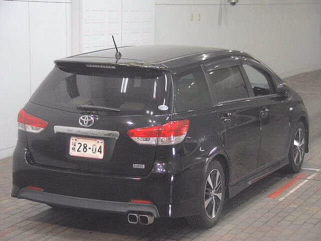 TOYOTA WISH
