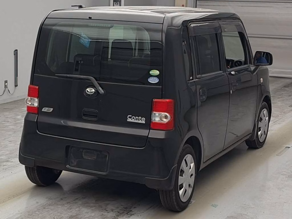 DAIHATSU MOVE CONTE