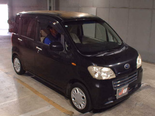 SUBARU LUCRA