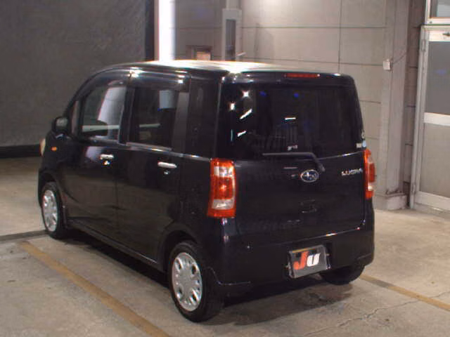 SUBARU LUCRA