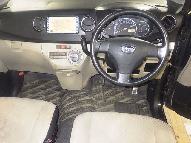 SUBARU LUCRA