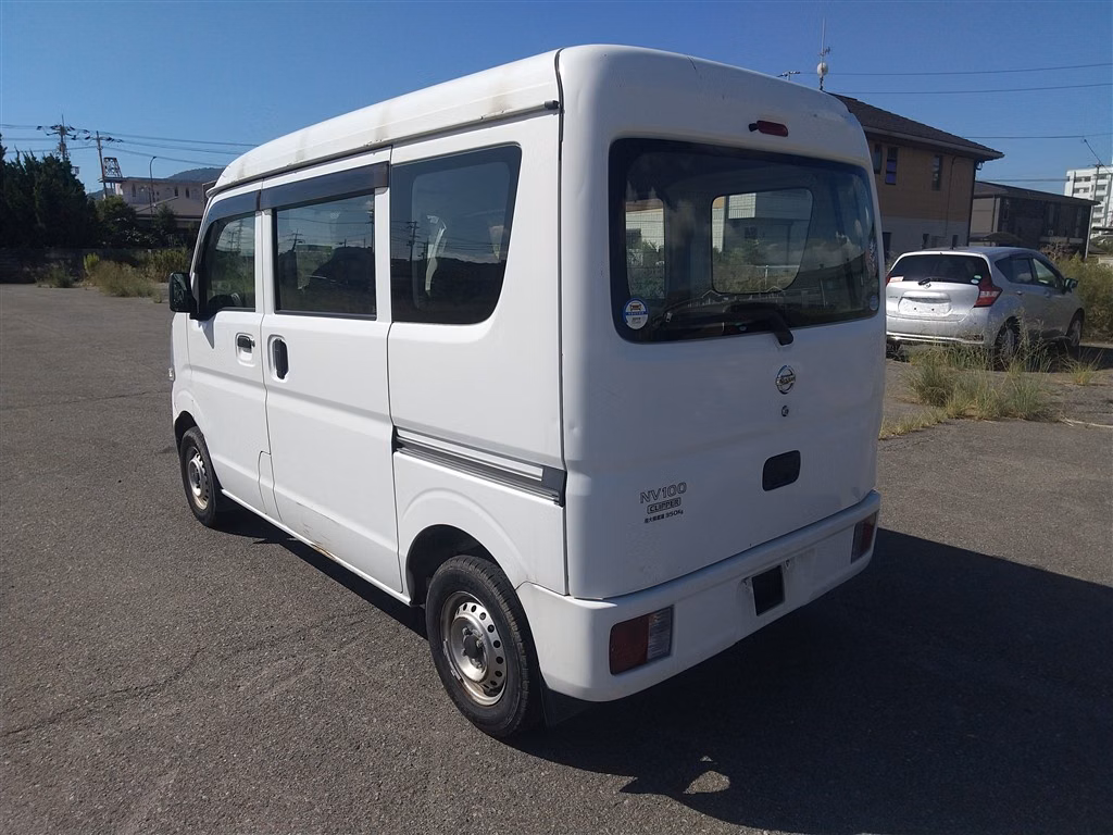 NISSAN NV100 CLIPPER