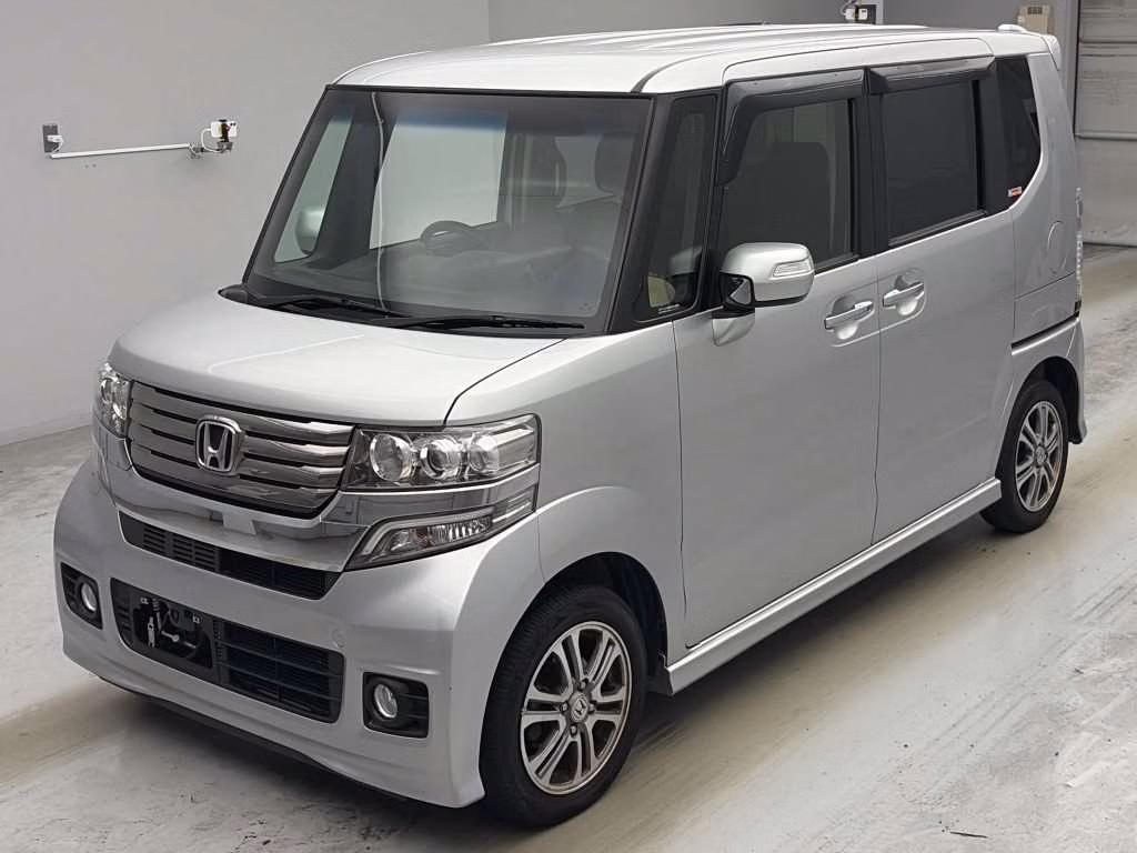 HONDA N-BOX