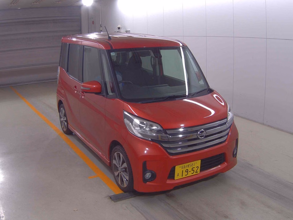 NISSAN DAYZ ROOX