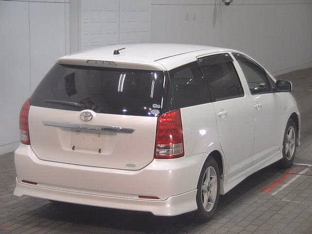 TOYOTA WISH