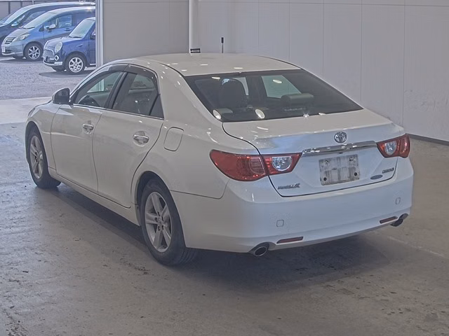 TOYOTA MARK X
