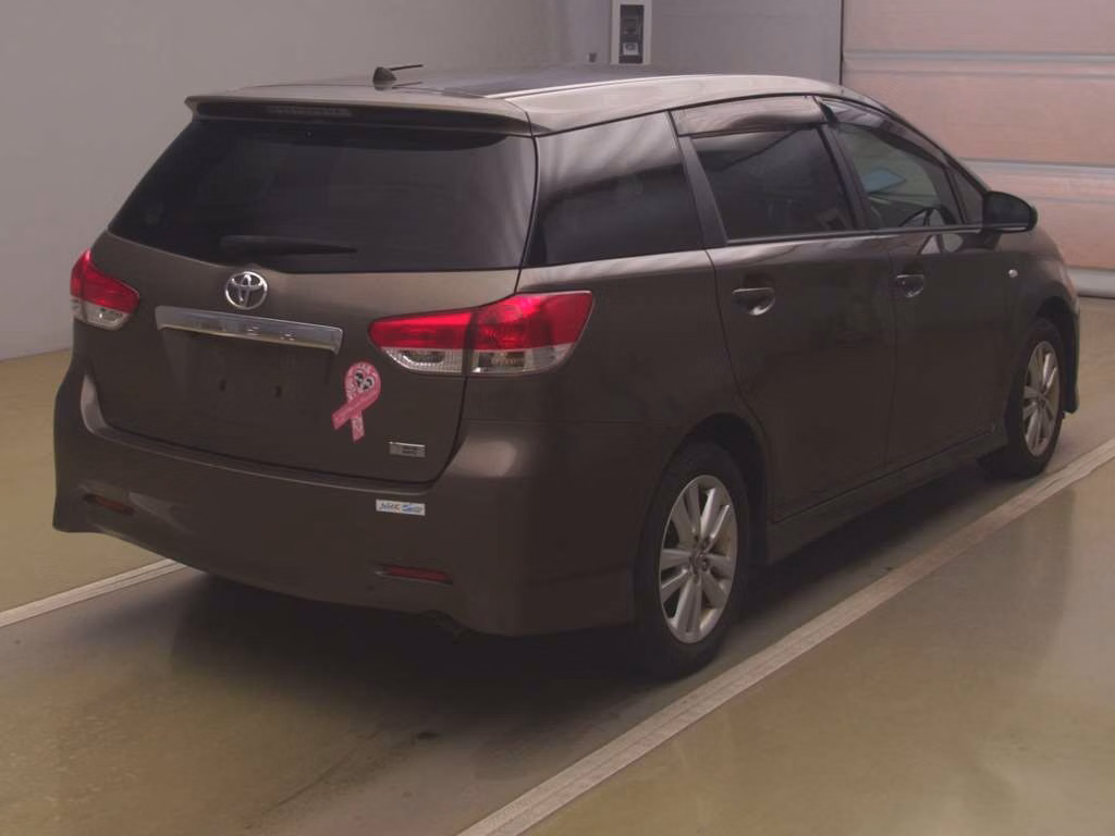 TOYOTA WISH