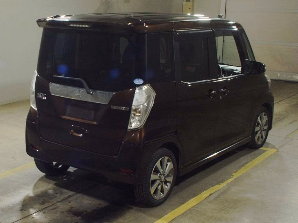 MITSUBISHI EK SPACE