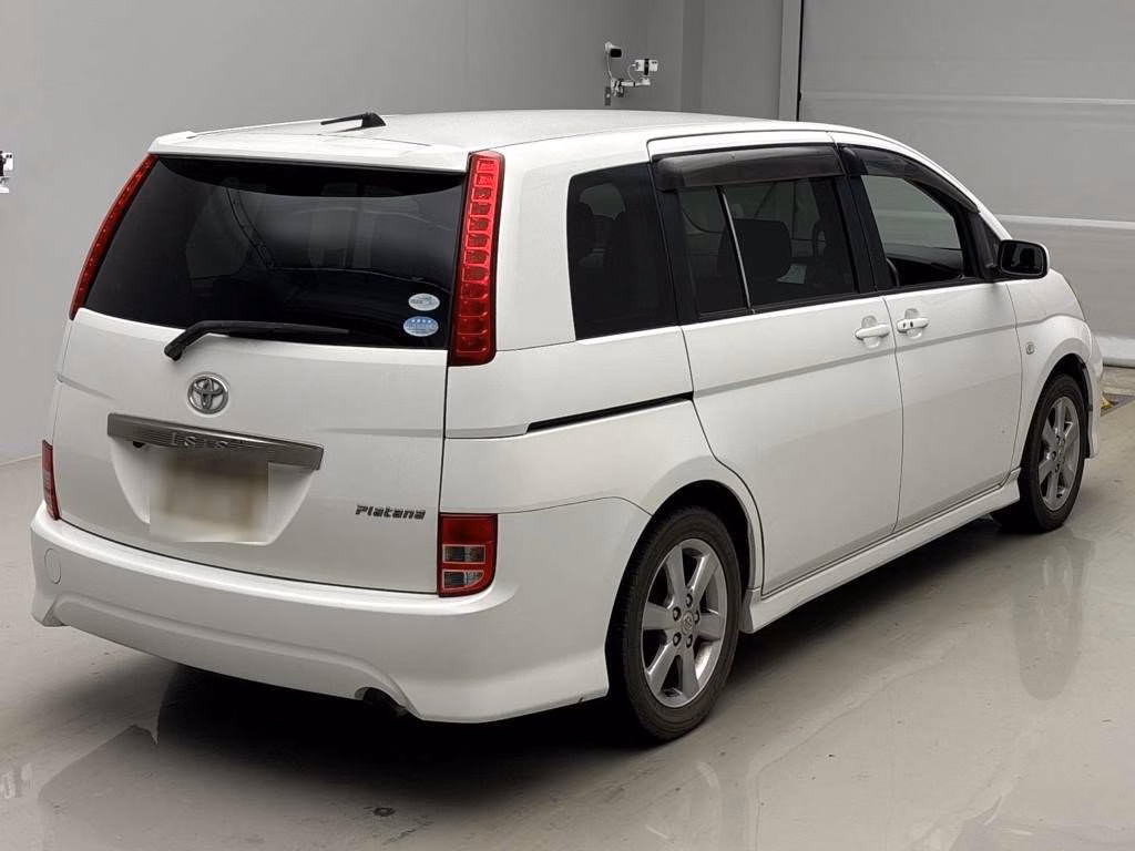 TOYOTA ISIS