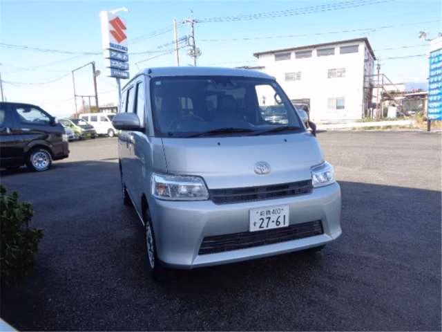 TOYOTA TOWN ACE