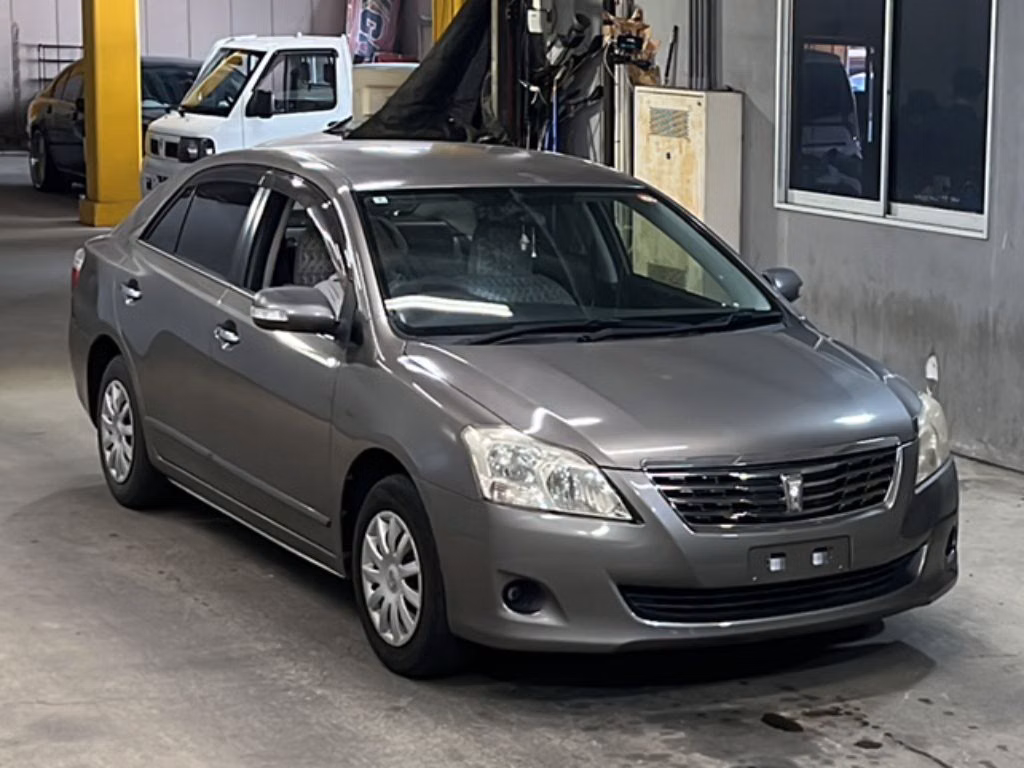 TOYOTA PREMIO
