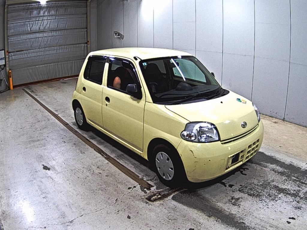 DAIHATSU ESSE