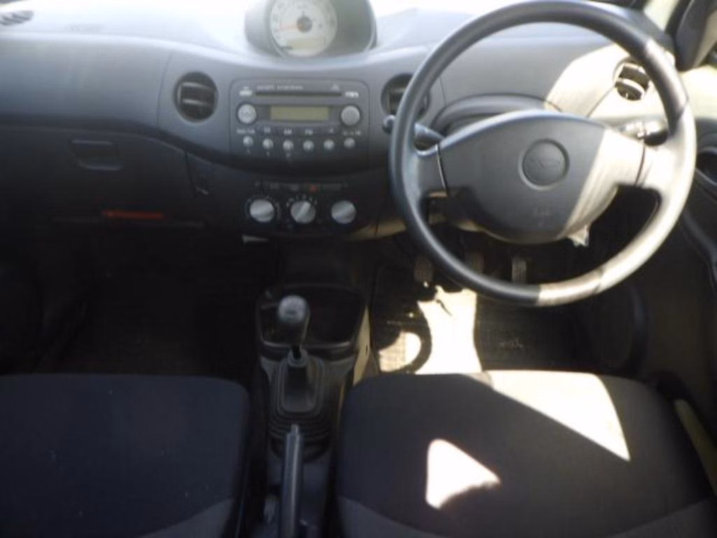 DAIHATSU ESSE
