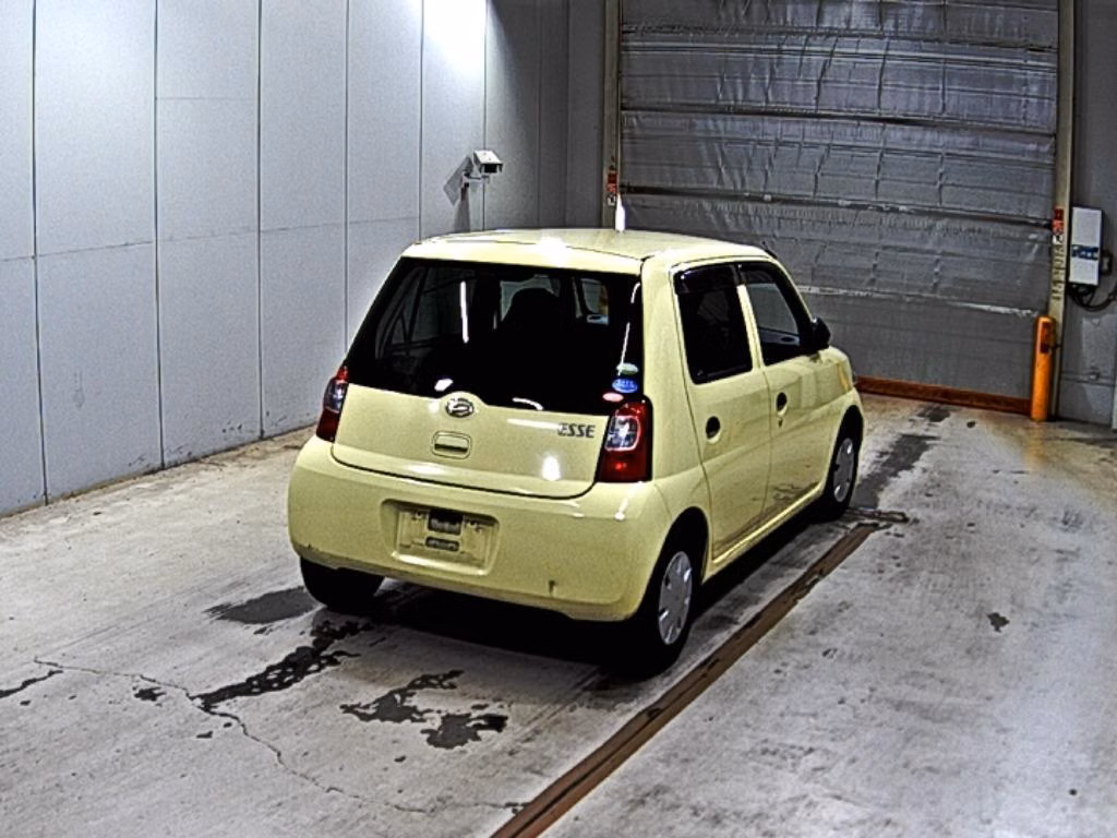 DAIHATSU ESSE