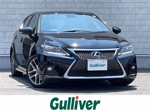 Lexus CT200h