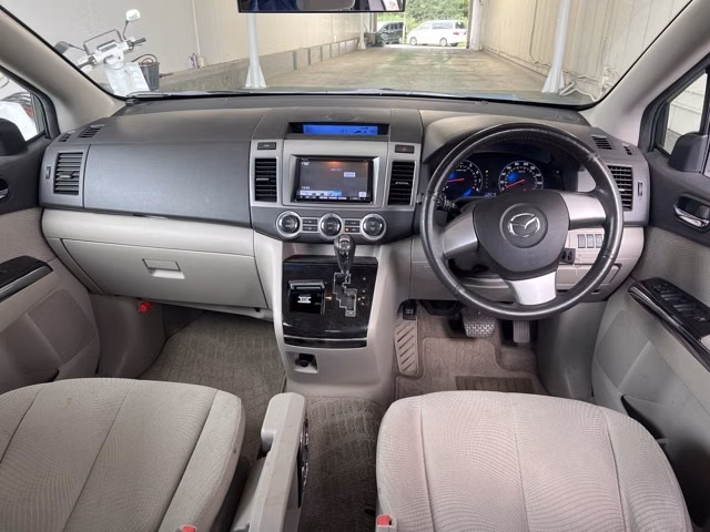 MAZDA MPV