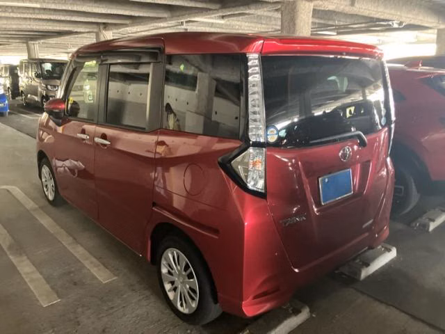 TOYOTA TANK
