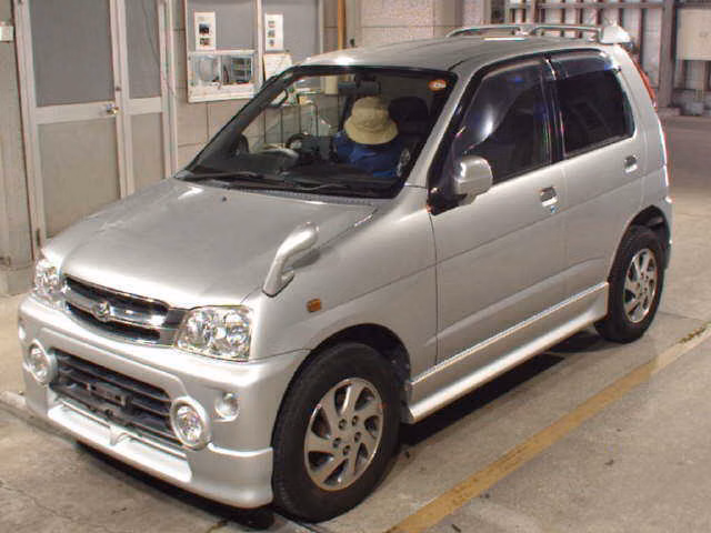 DAIHATSU TERIOS KID