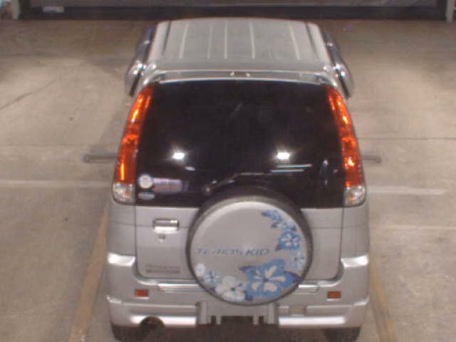 DAIHATSU TERIOS KID