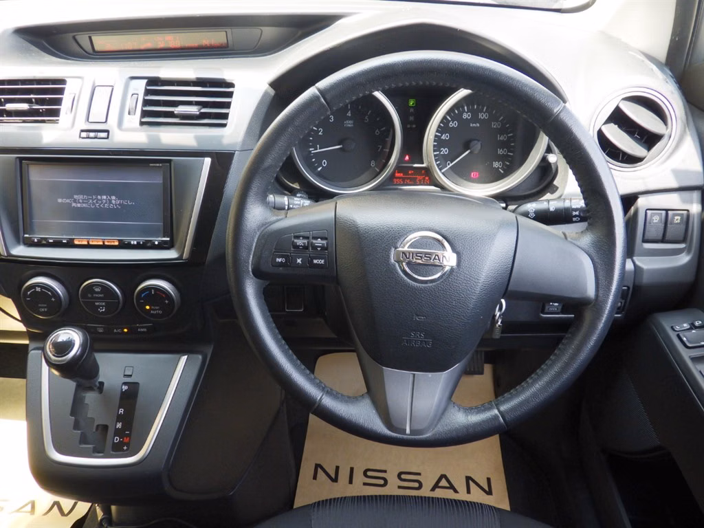 NISSAN LAFESTA