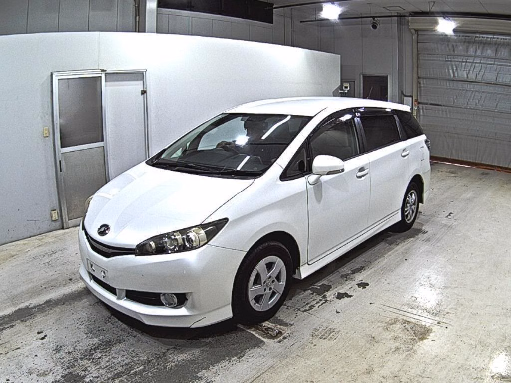 TOYOTA WISH
