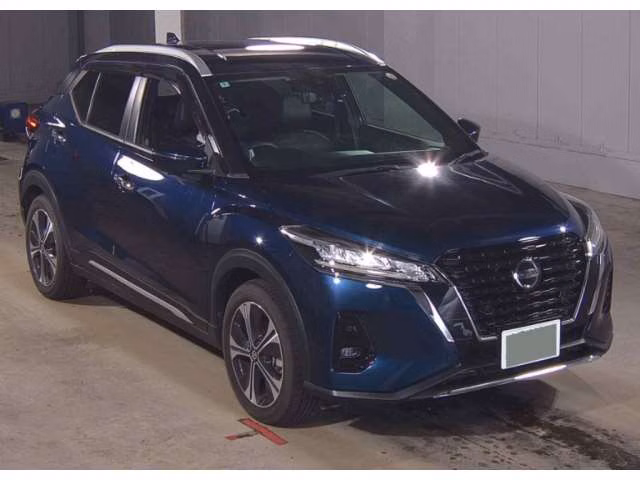 NISSAN KICKS